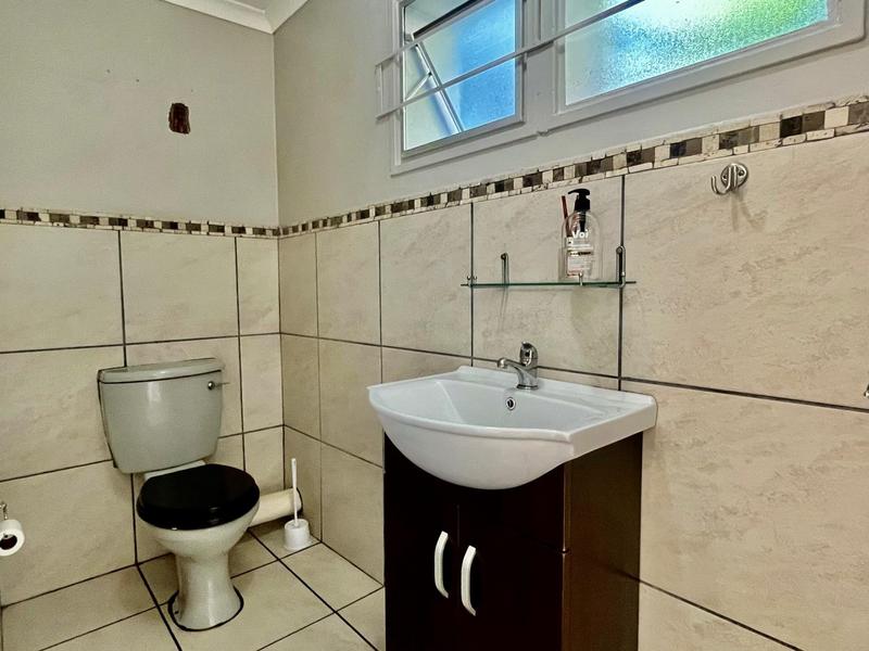 3 Bedroom Property for Sale in Fraaiuitsig Western Cape